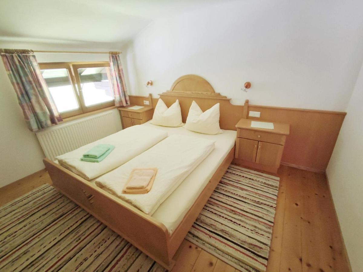 Pretty Holiday Home In Mayerhofen With Balcony Mayrhofen Eksteriør billede